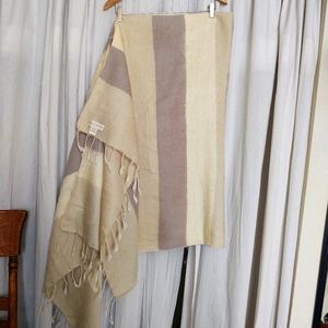 ORGANIC wool/cotton shawl